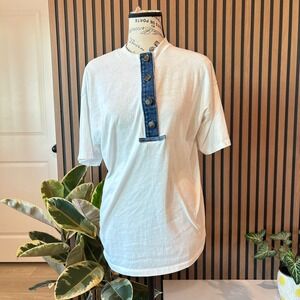 Jeene T Shirt Womens White Short Sleeve Denim Button Neck Casual‎ Top